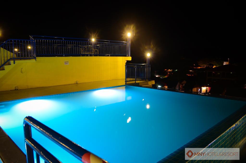 Mny Hotel & Resort Kampung Teluk Nipah Ngoại thất bức ảnh