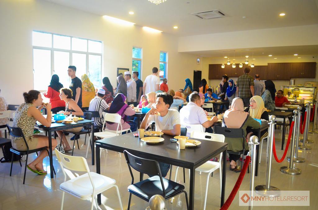 Mny Hotel & Resort Kampung Teluk Nipah Ngoại thất bức ảnh