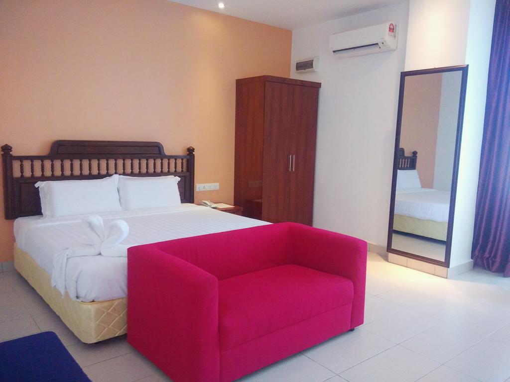 Mny Hotel & Resort Kampung Teluk Nipah Ngoại thất bức ảnh